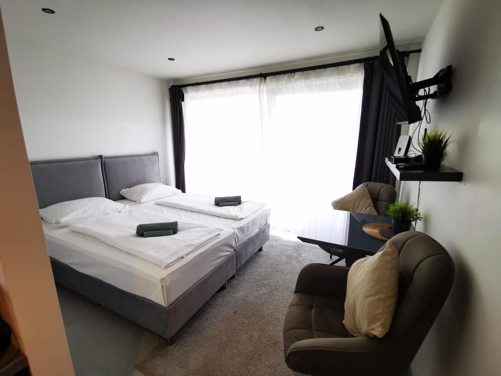 Hh 03 By Rockchair - Superhost Status - Modernes Apartment Mit Sonnigem Balkon & Premium Boxspringbetten In Winterhude - Hamburg Top Geheimtipp Exterior photo